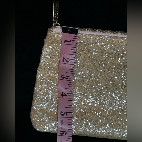 Tarte Cosmetic Bag with Bath & Body Essentials - Picture 6 of 7